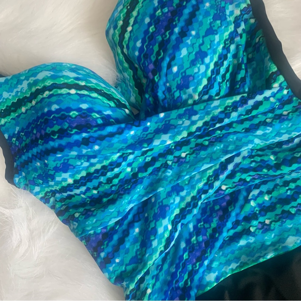 Miraclesuit Escape Underwired One Piece Swim Suit - Picture 5 of 10